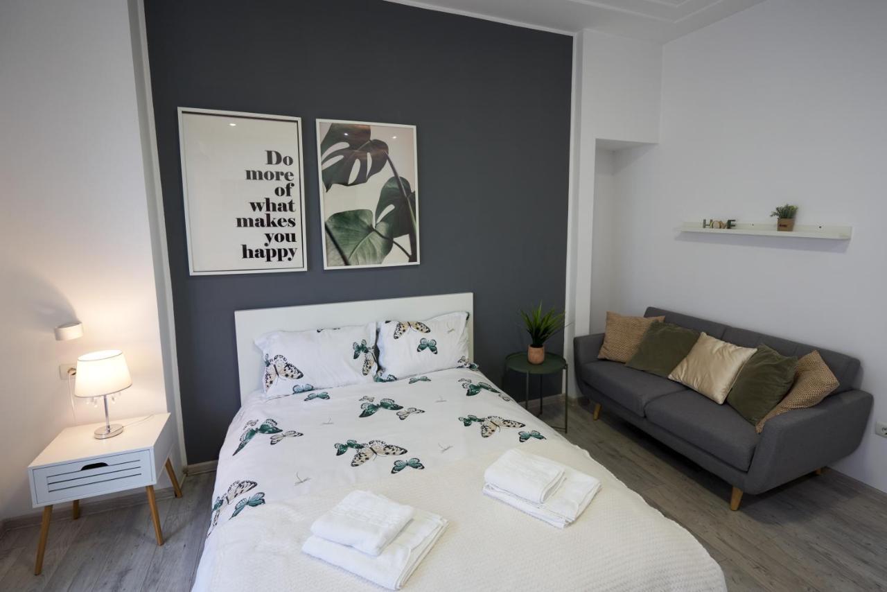 Modern Apartment In The Heart Of Bükreş Dış mekan fotoğraf